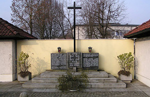 Das Kriegerdenkmal in Puchenau